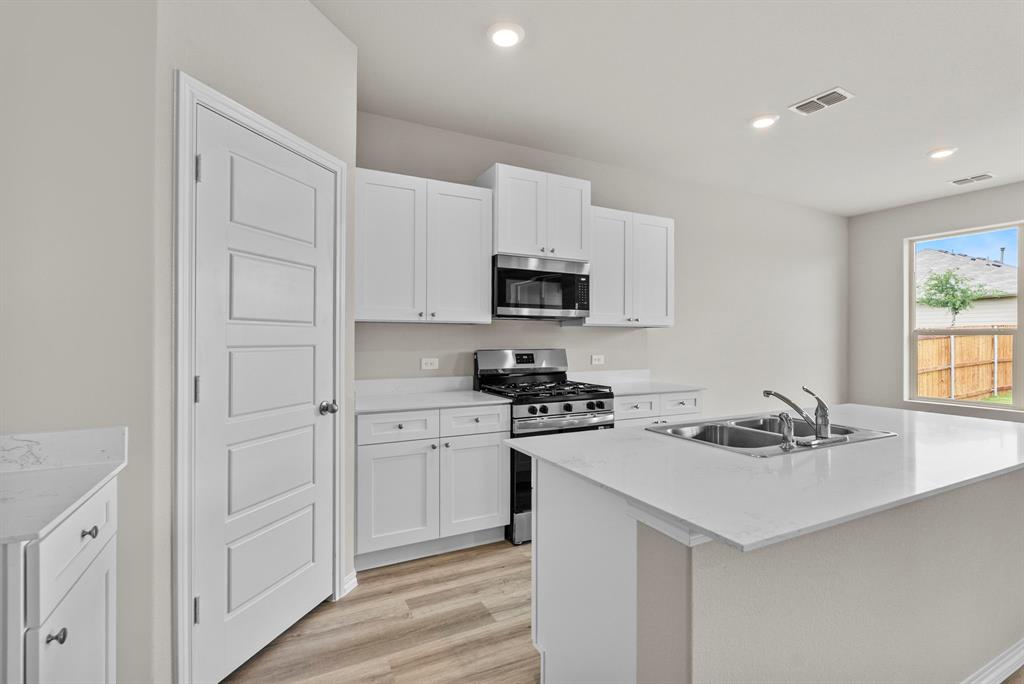 4312 Valley Brook Drive Property Photo 16