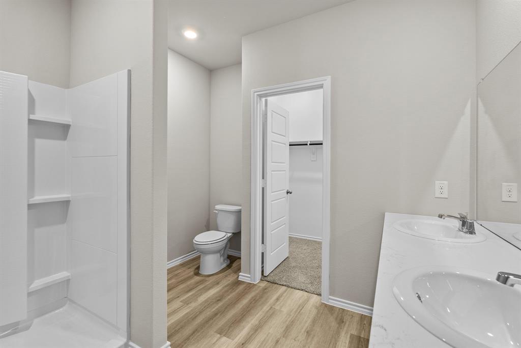 4312 Valley Brook Drive Property Photo 20