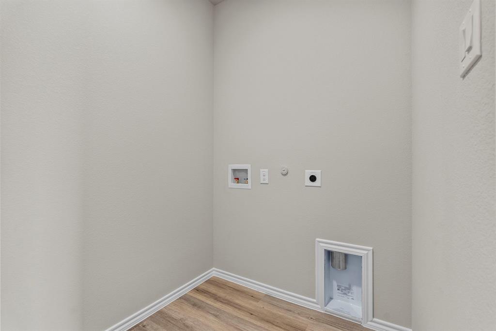 4312 Valley Brook Drive Property Photo 22