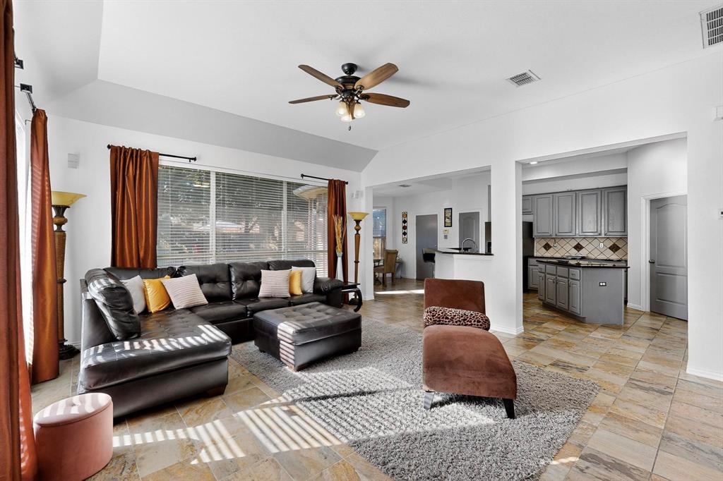 1808 Paddington Court Property Photo 4