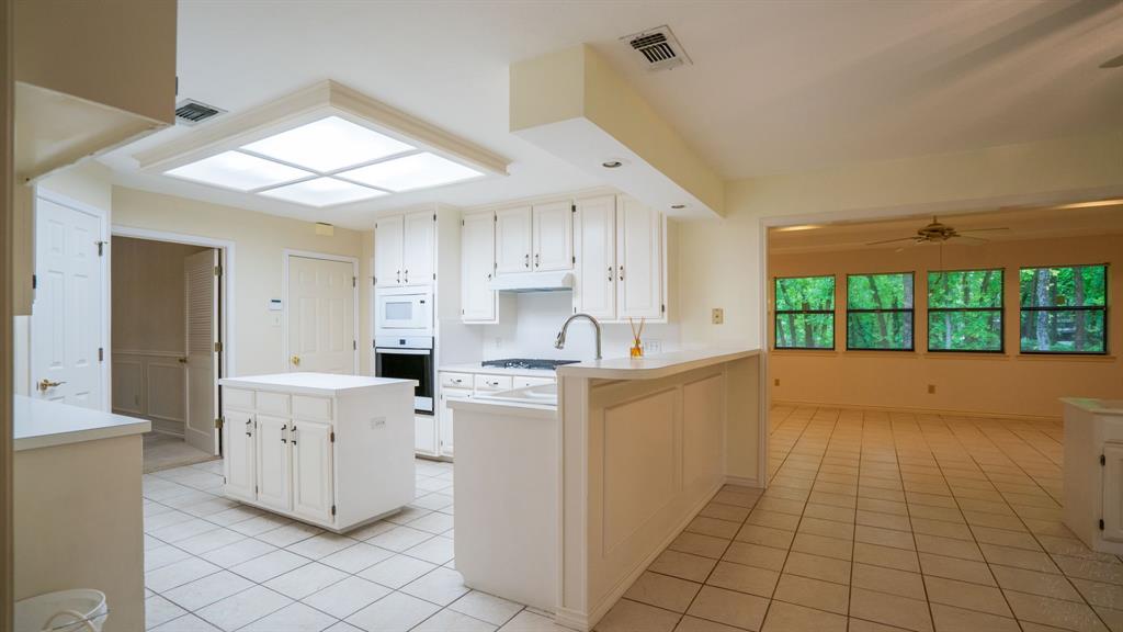 6520 Fall Creek Highway Property Photo 10