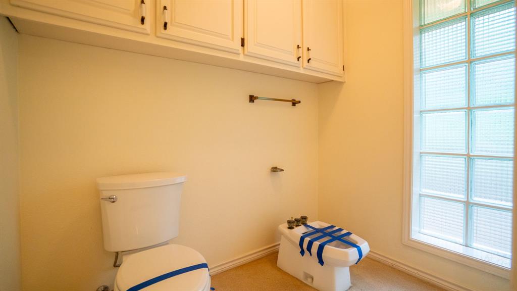 6520 Fall Creek Highway Property Photo 19