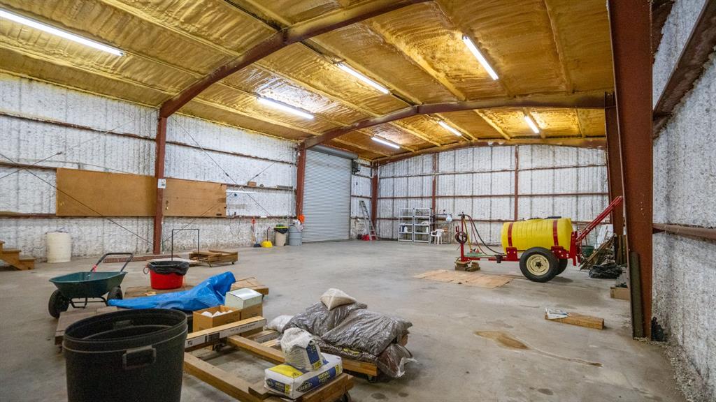 6520 Fall Creek Highway Property Photo 32