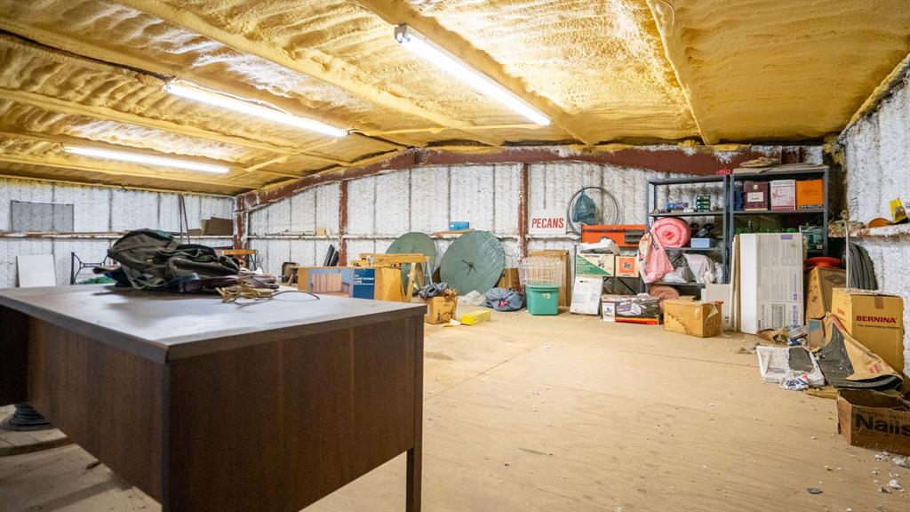 6520 Fall Creek Highway Property Photo 34