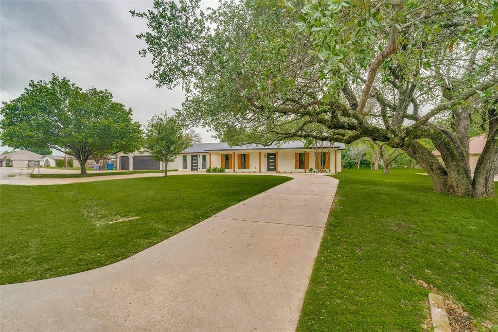 512 Grandview Drive Property Photo 3