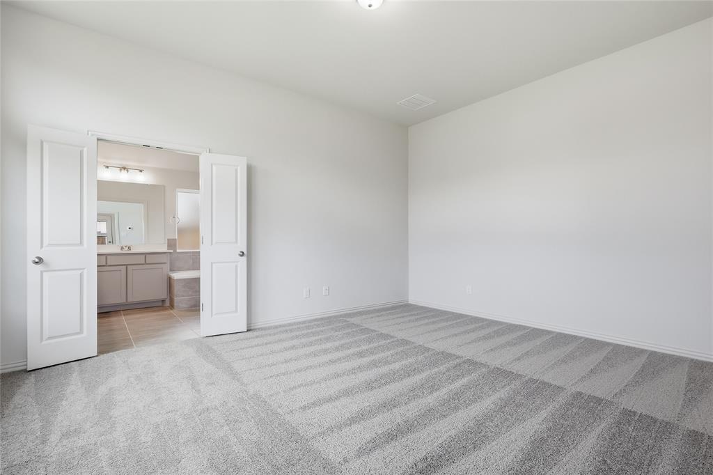 16409 Freshwater Drive Property Photo 16