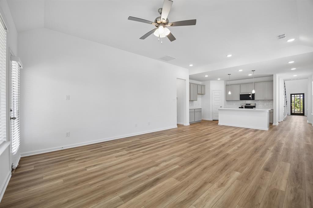 1736 Coachman Drive Property Photo 15