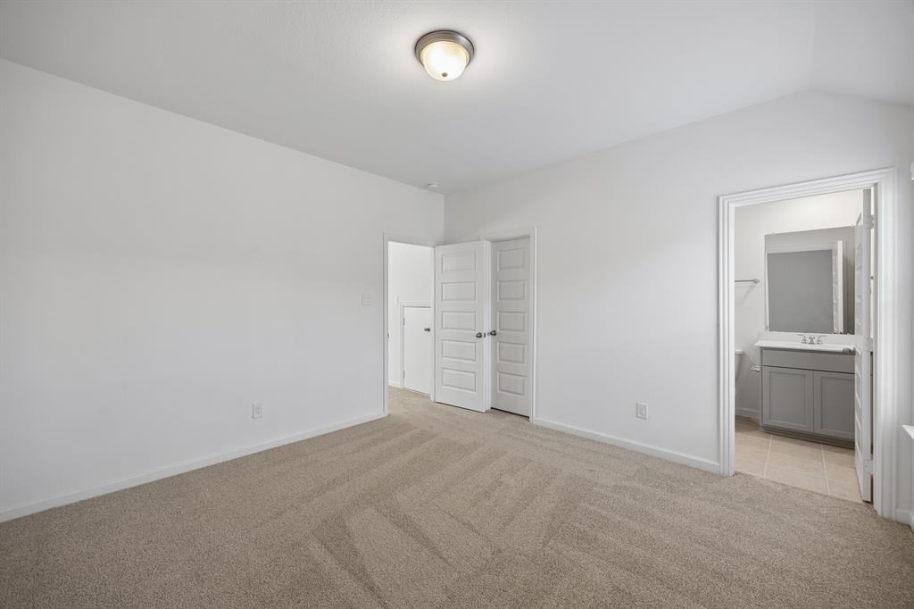 1736 Coachman Drive Property Photo 27