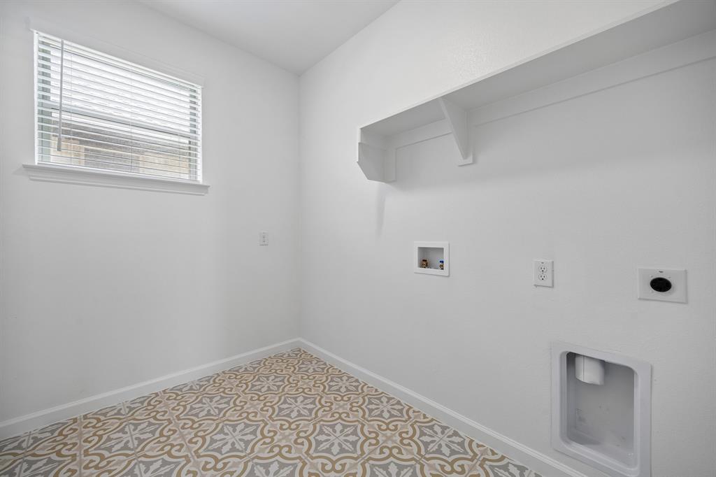 1736 Coachman Drive Property Photo 34