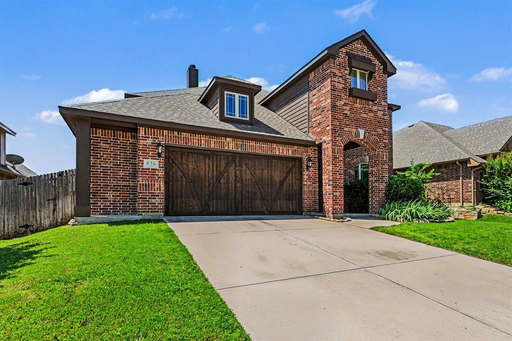 828 Sunflower Court Property Photo 1