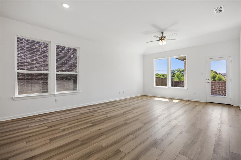 1021 Handel Road Property Photo 14