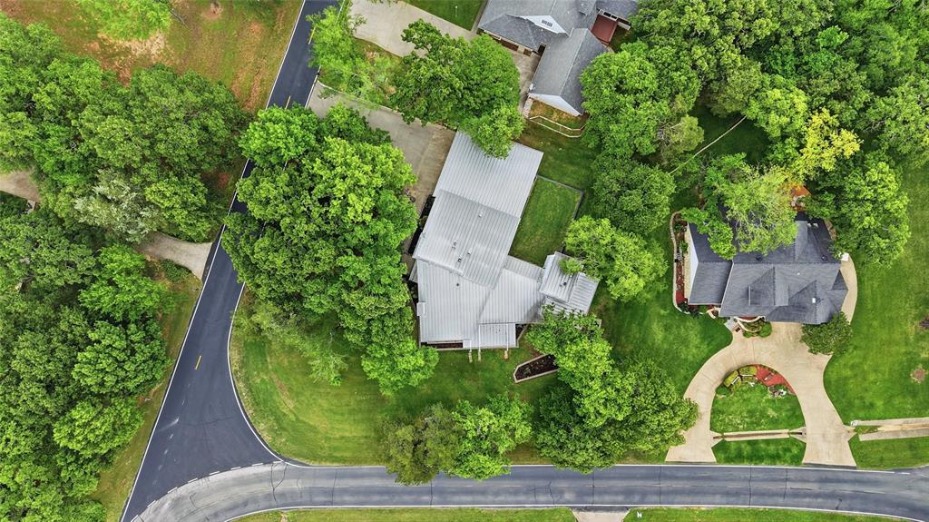 316 Comanche Drive Property Photo 40