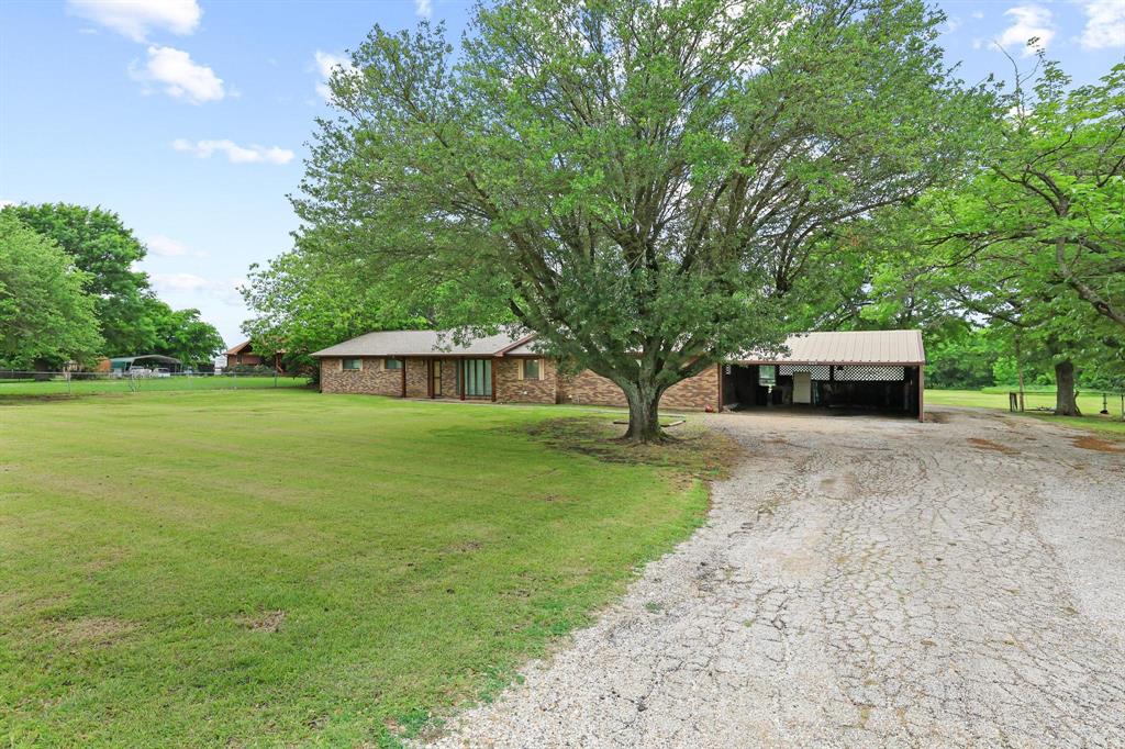 506 Fm 816 Property Photo 1