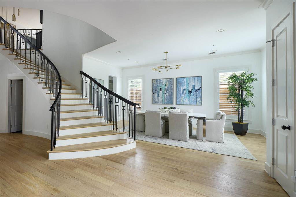 4085 Amherst Avenue Property Photo 6
