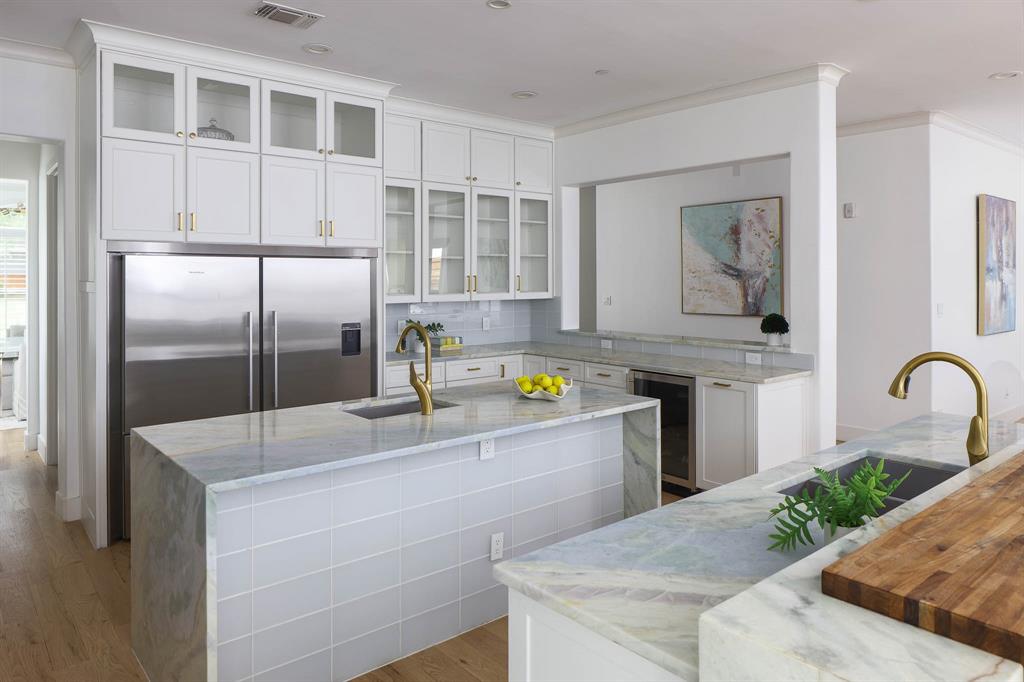 4085 Amherst Avenue Property Photo 10