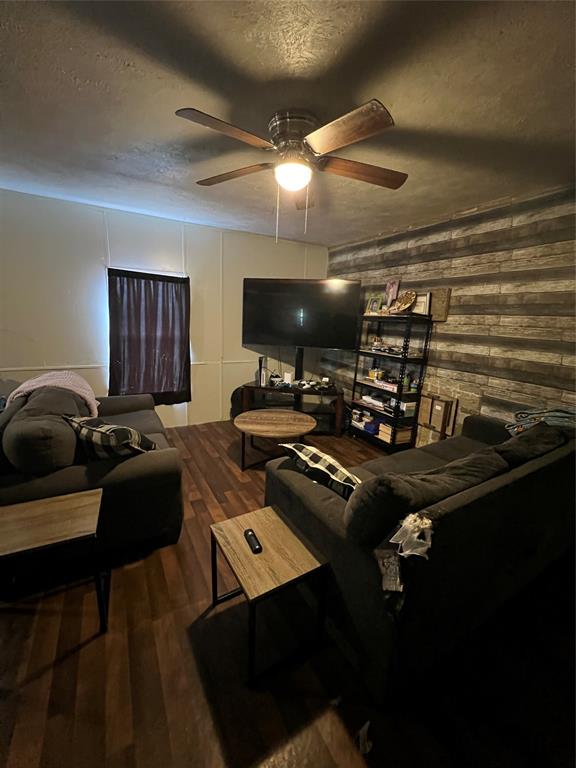 4215 Lanark Drive Property Photo 25