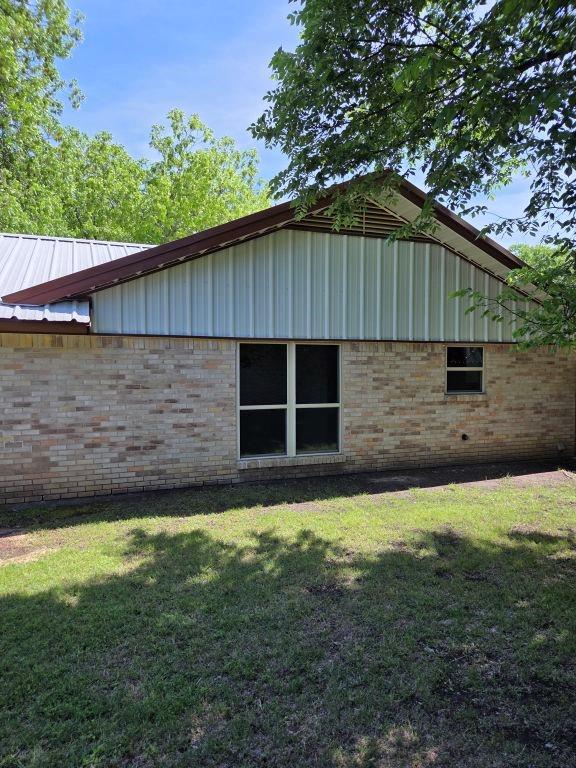 7408 Overhill Road Property Photo 2