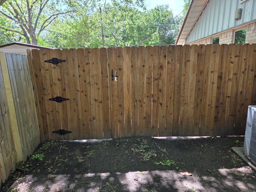 7408 Overhill Road Property Photo 4