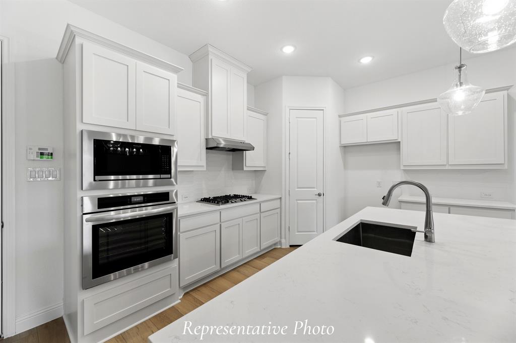 9505 Armida Place Property Photo 9