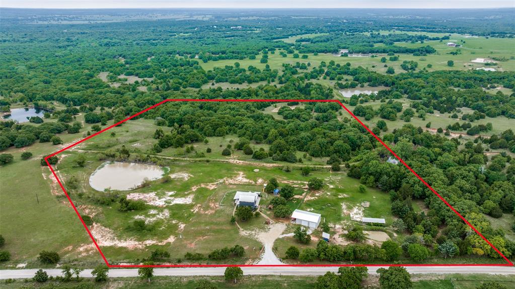 1458 Jim Harry Loop Property Photo 3