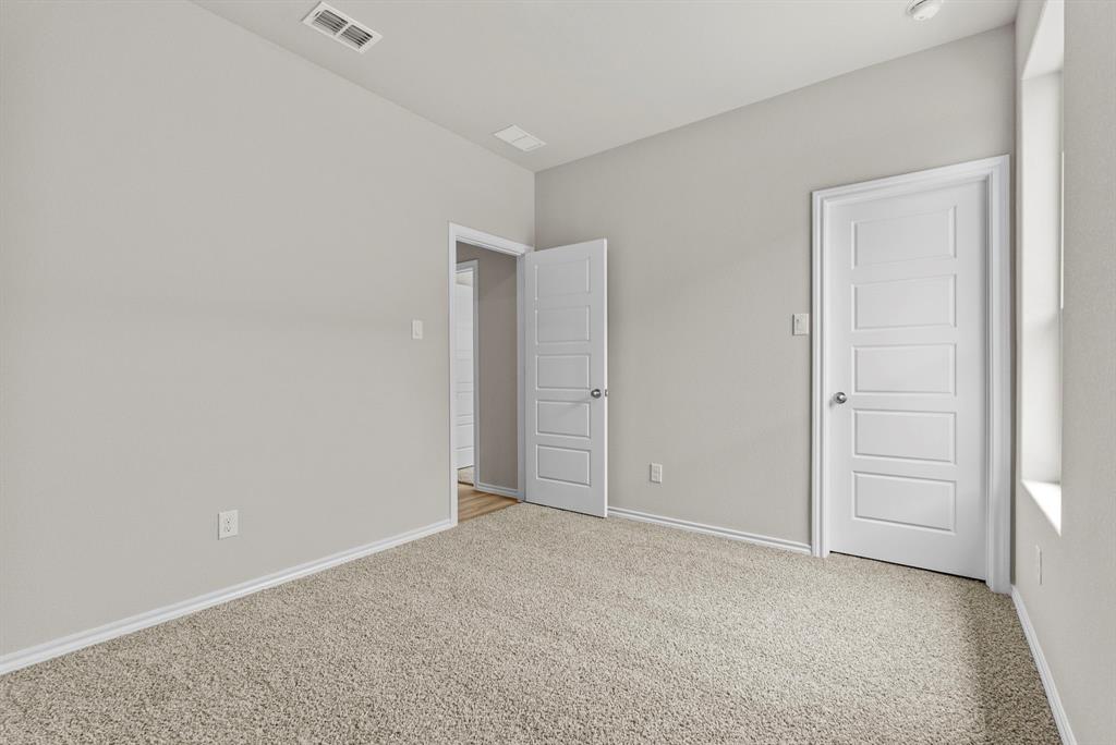 9409 Mint Hill Drive Property Photo 7