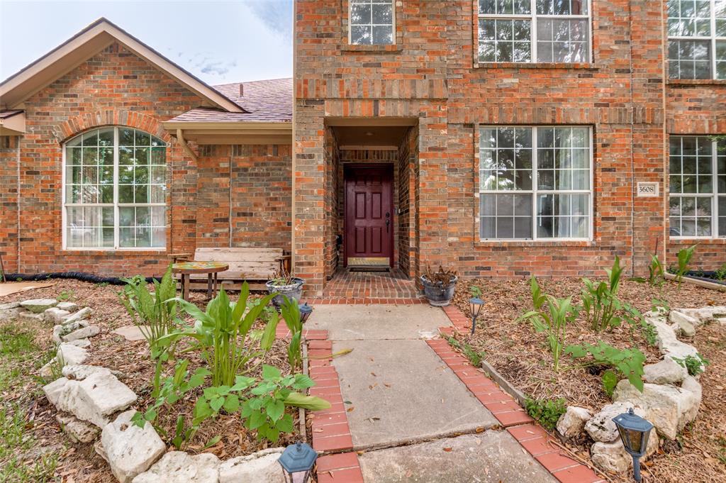 3608 Cottonwood Springs Drive Property Photo 3