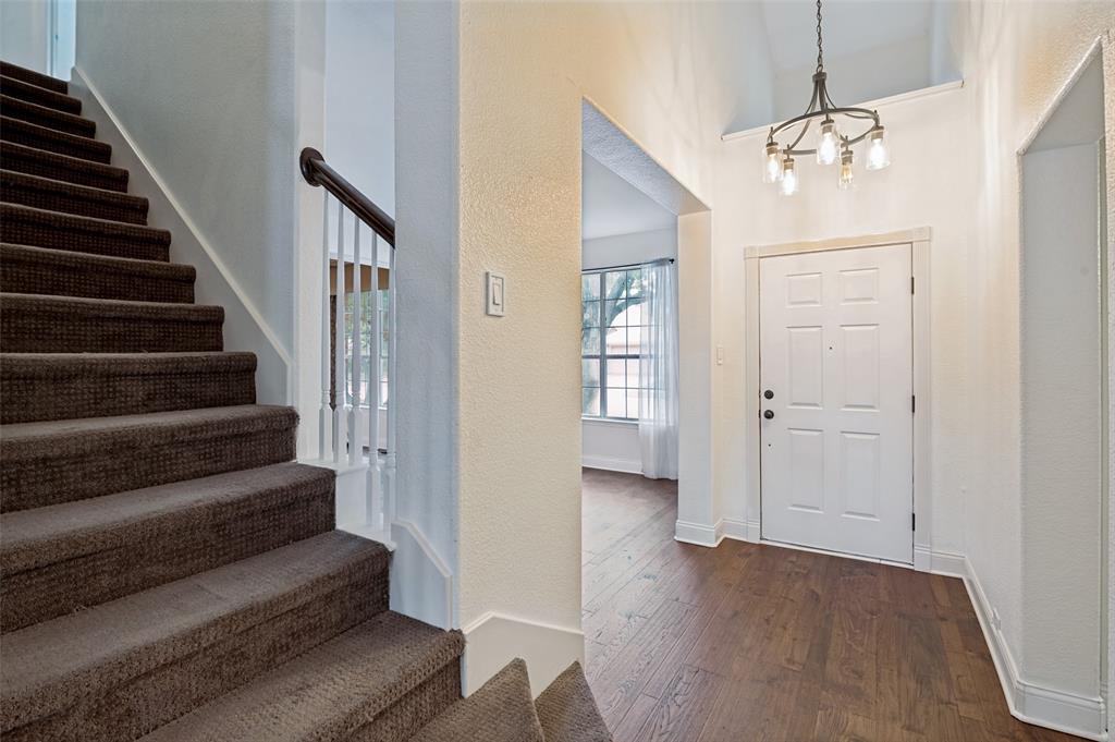 3608 Cottonwood Springs Drive Property Photo 4