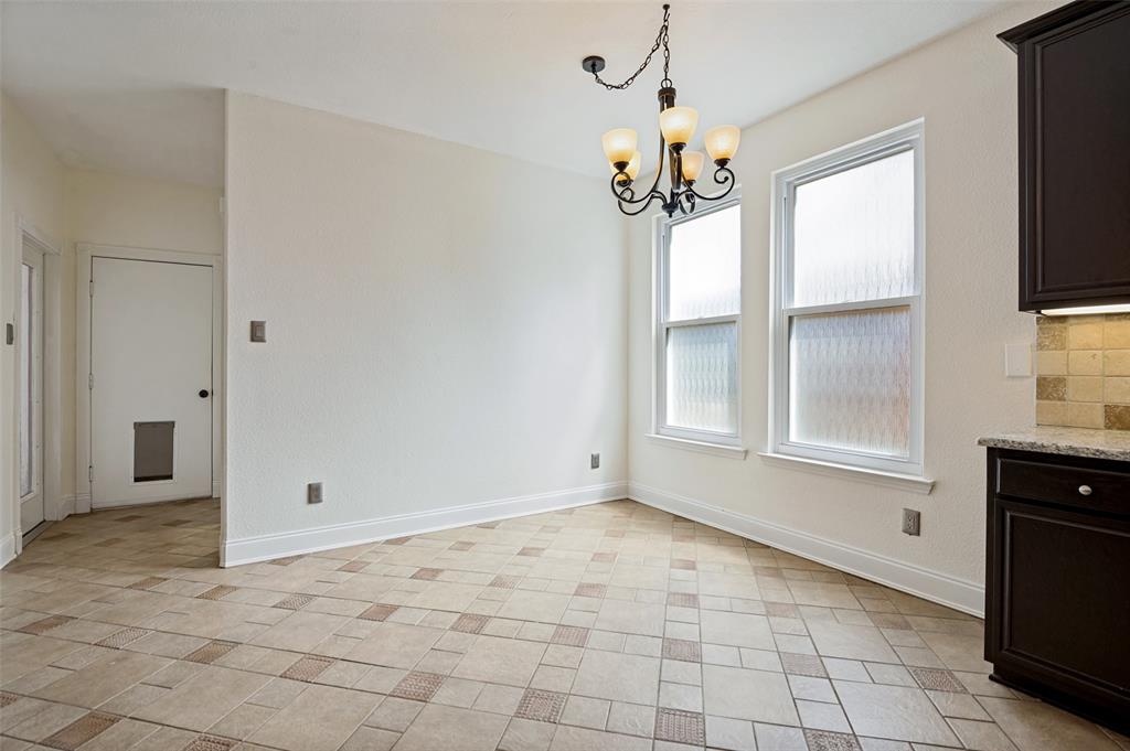 3608 Cottonwood Springs Drive Property Photo 10