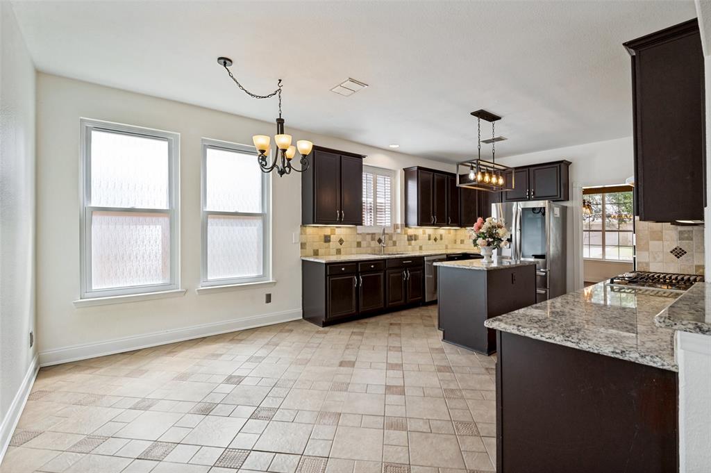 3608 Cottonwood Springs Drive Property Photo 11