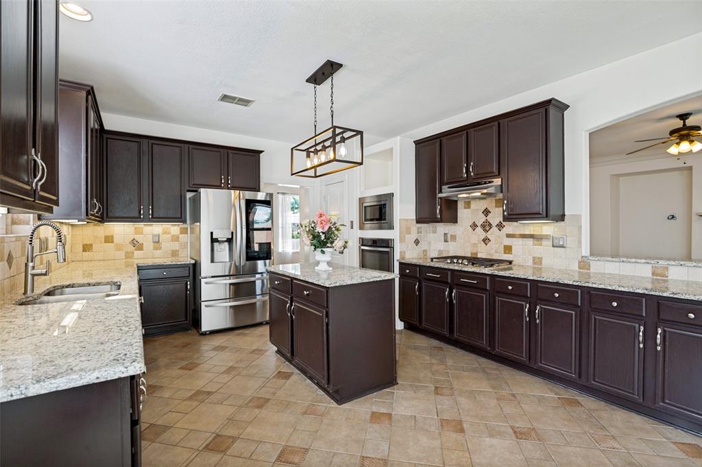3608 Cottonwood Springs Drive Property Photo 12