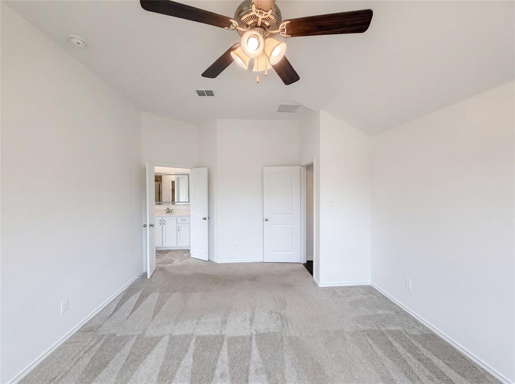 1631 Glade Meadows Drive Property Photo 4