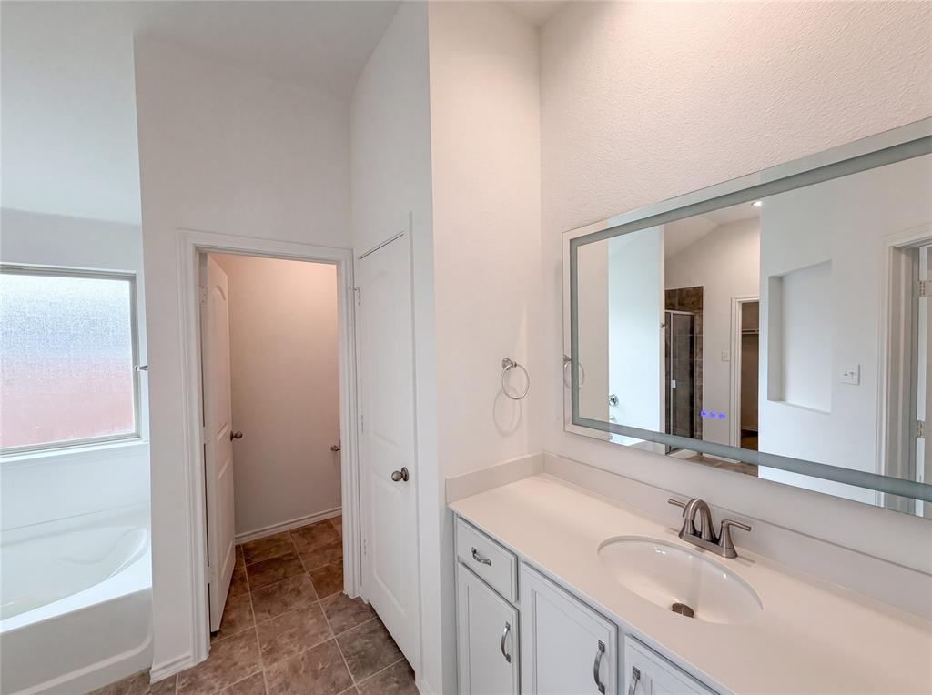 1631 Glade Meadows Drive Property Photo 14