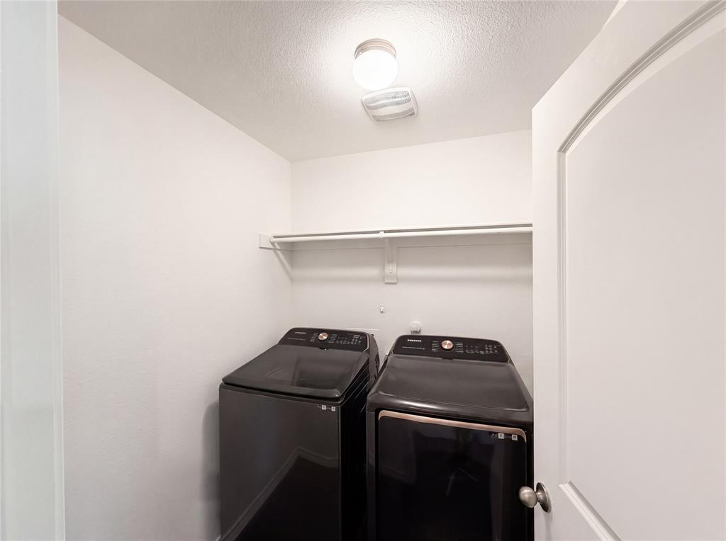 1631 Glade Meadows Drive Property Photo 16