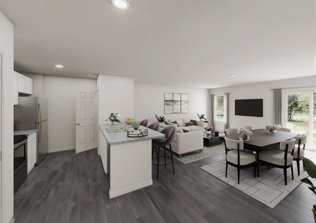 828 Bluffview Drive Property Photo 3