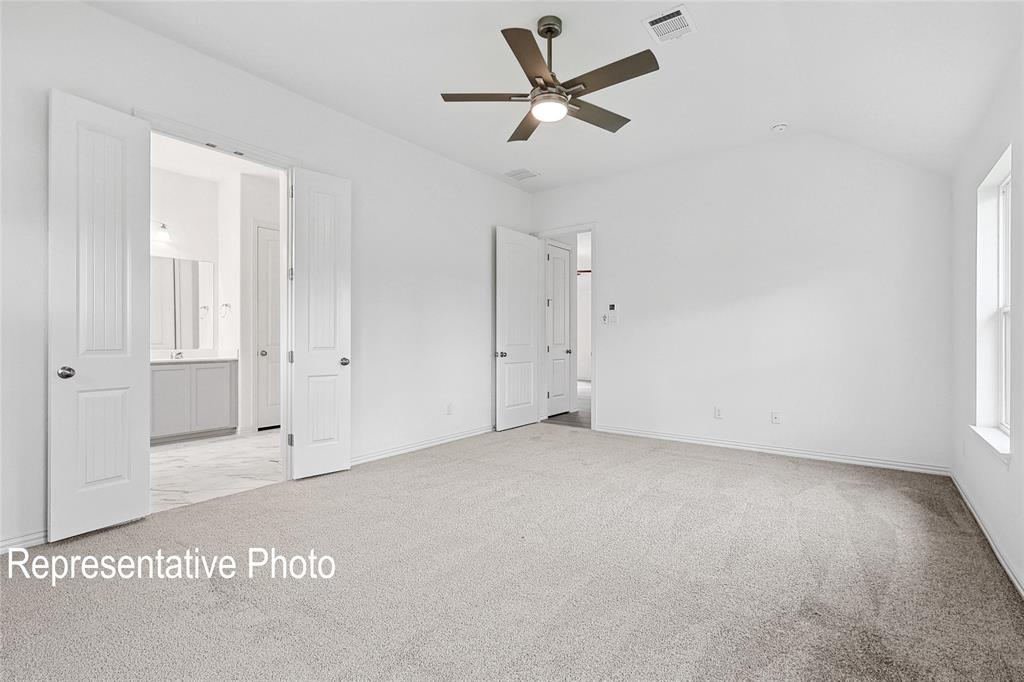 4372 Biddle Street Property Photo 10