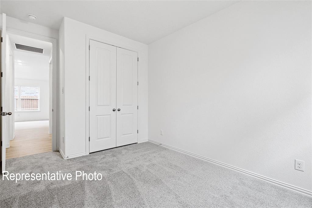 4372 Biddle Street Property Photo 16