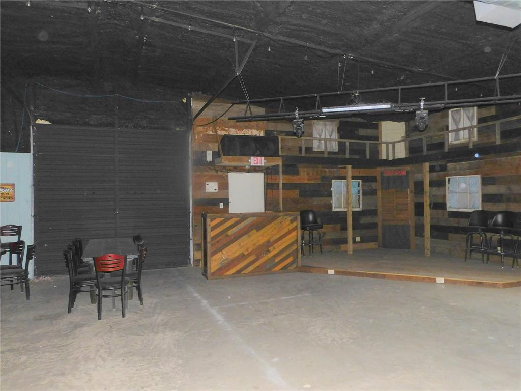 100 E Highway 31 Highway Property Photo 20