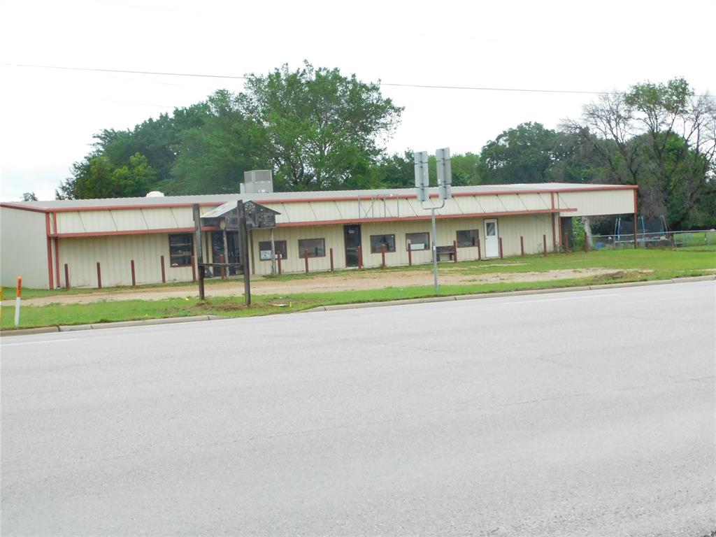 100 E Highway 31 Highway Property Photo 31