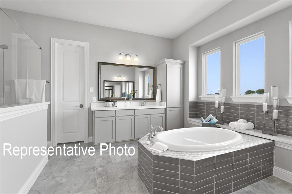 4384 Laurel Trail Property Photo 11