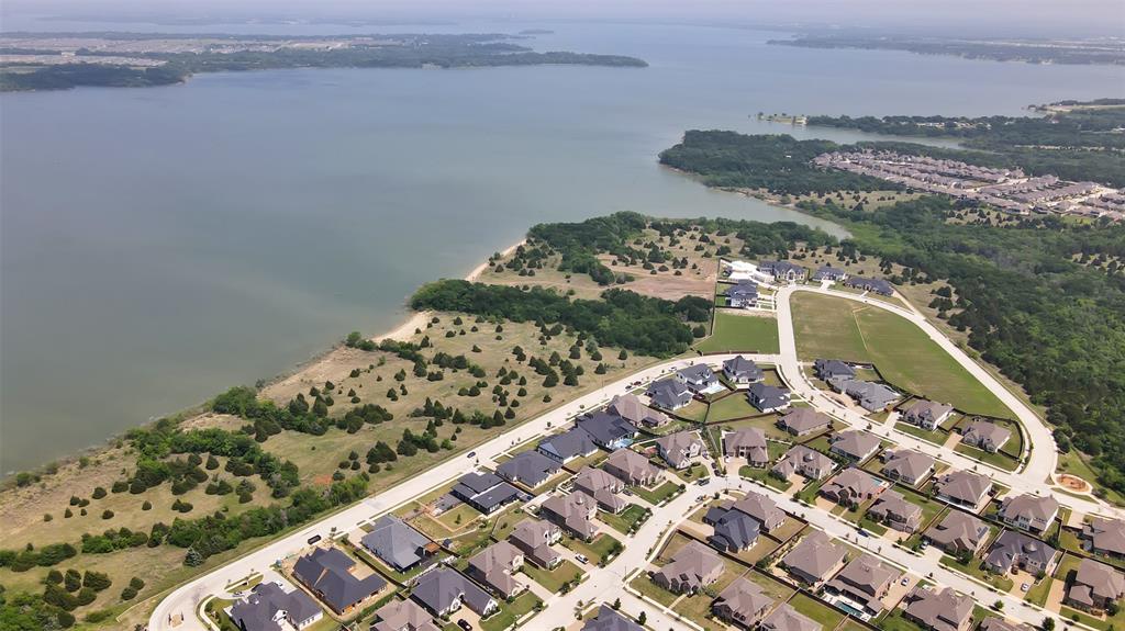 1326 Azure Pearl Trail Property Photo 2