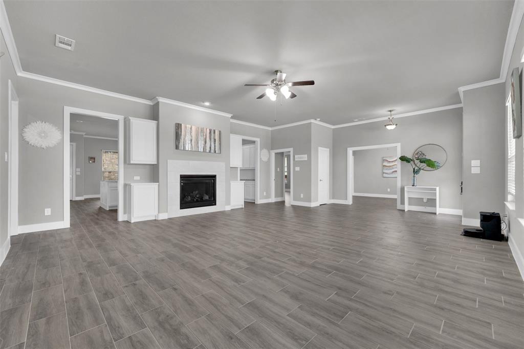 1326 Azure Pearl Trail Property Photo 7