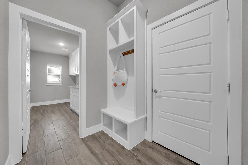 1326 Azure Pearl Trail Property Photo 25