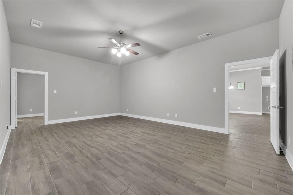 1326 Azure Pearl Trail Property Photo 29