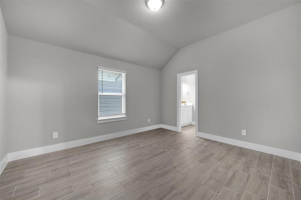 1326 Azure Pearl Trail Property Photo 33