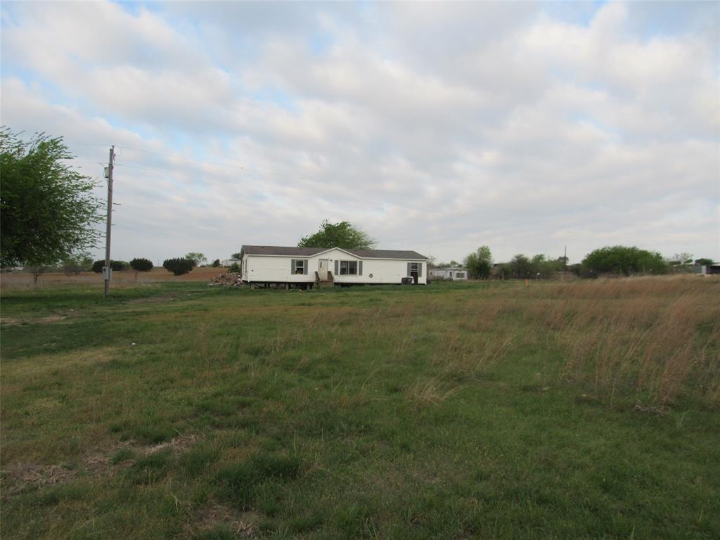 556 Private Road 3551 Property Photo 4