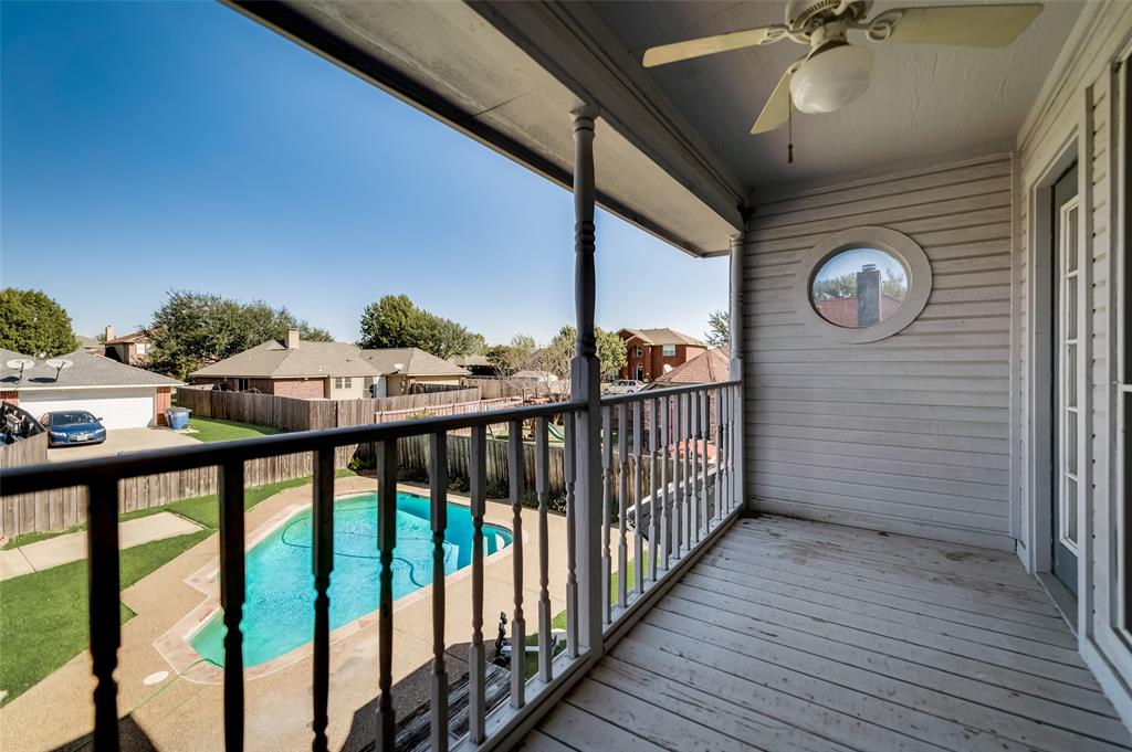1204 Surrey Circle Property Photo 9