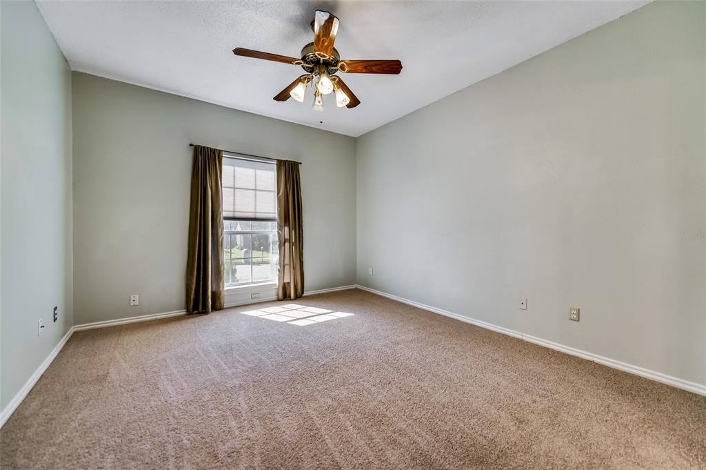 1204 Surrey Circle Property Photo 16