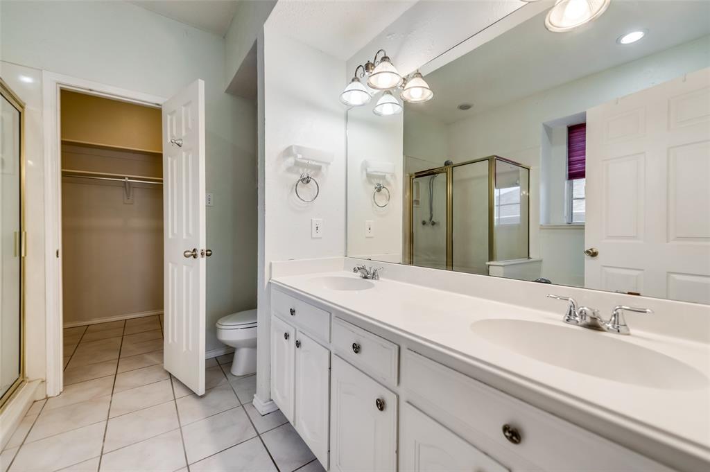1204 Surrey Circle Property Photo 18
