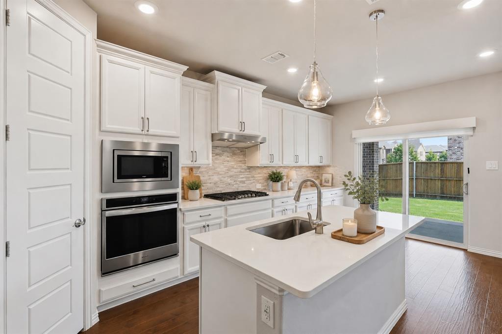 2564 Durango Drive Property Photo 4