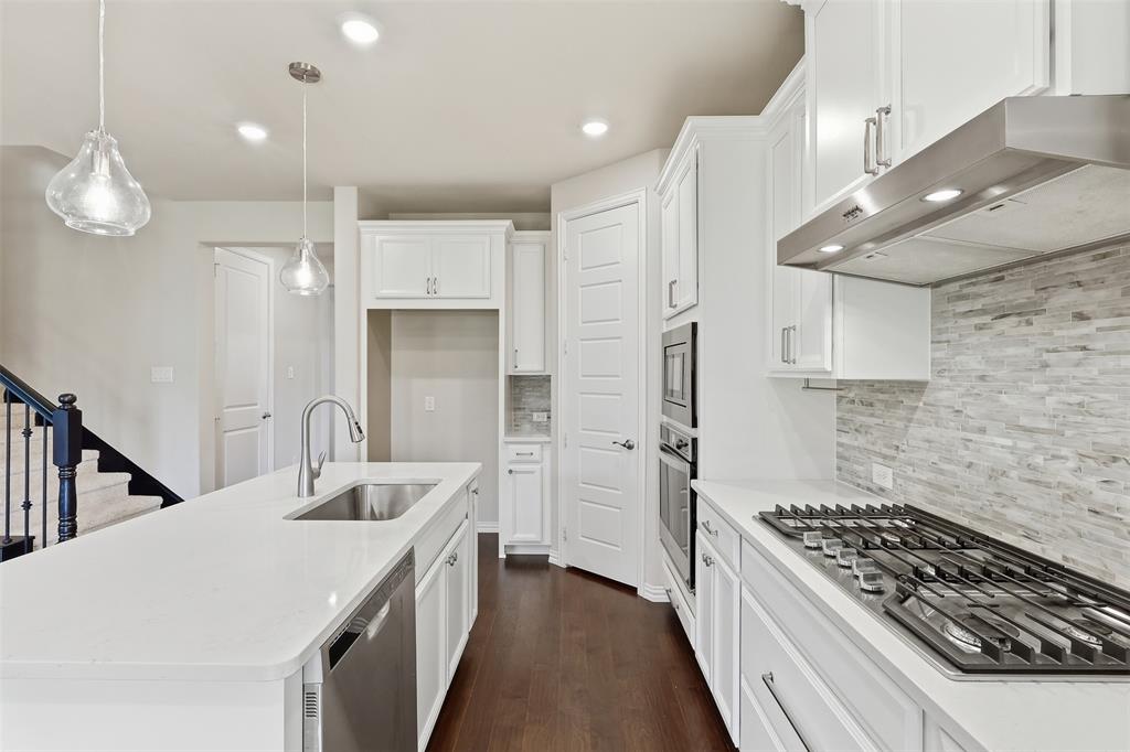 2564 Durango Drive Property Photo 5